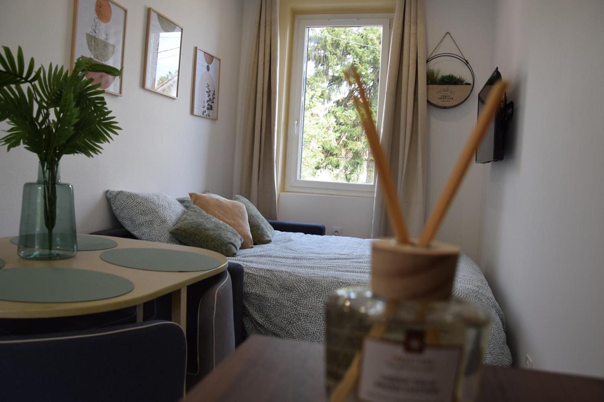 Ferienwohnung Elegant T2 A Bron, Tramway A 2Min, Box Parking, 4Personnes Exterior foto